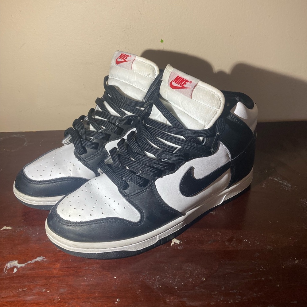 Size 8 Nike Hightop Panda Dunks
